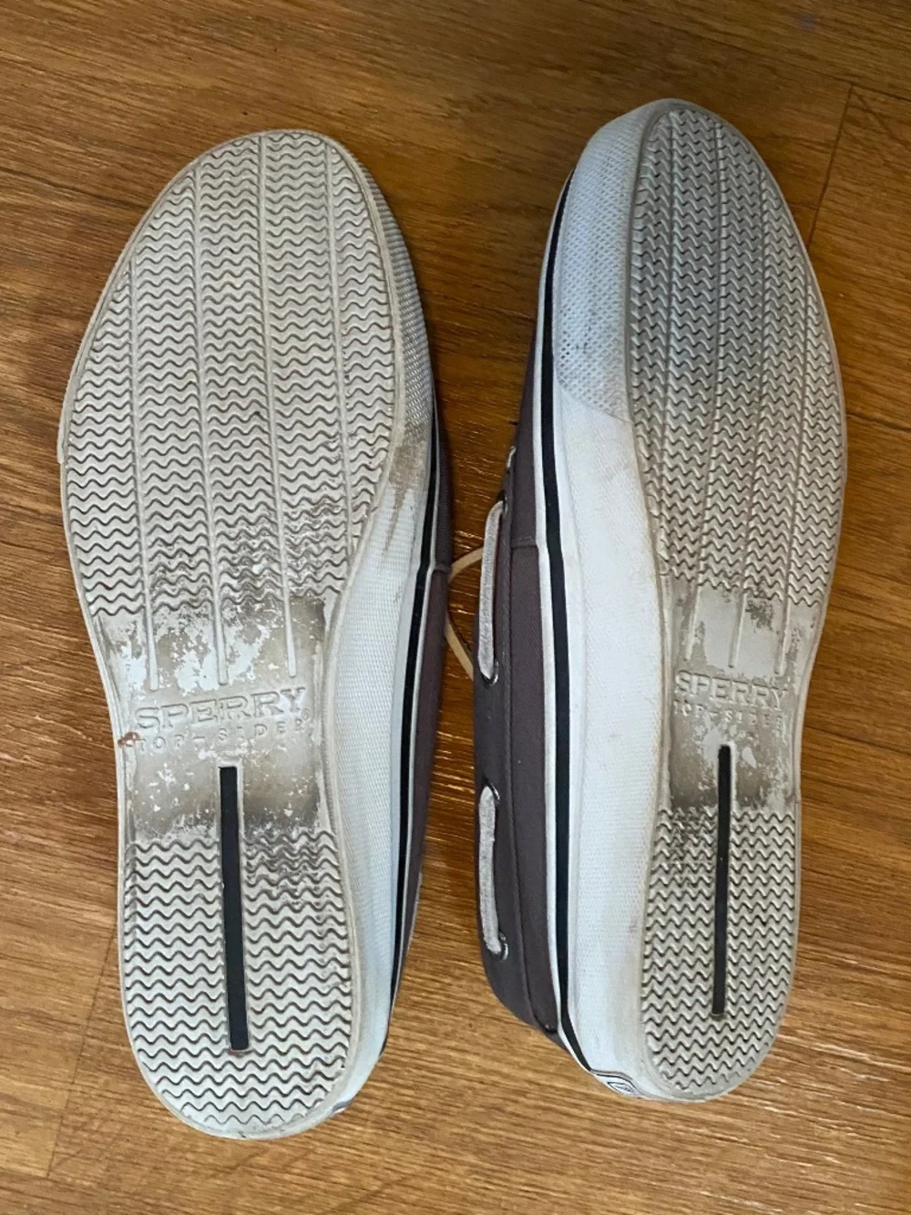 Men’s Charcoal Gray Sperry Top Sider Halyard size 8.5 LIKE NEW!